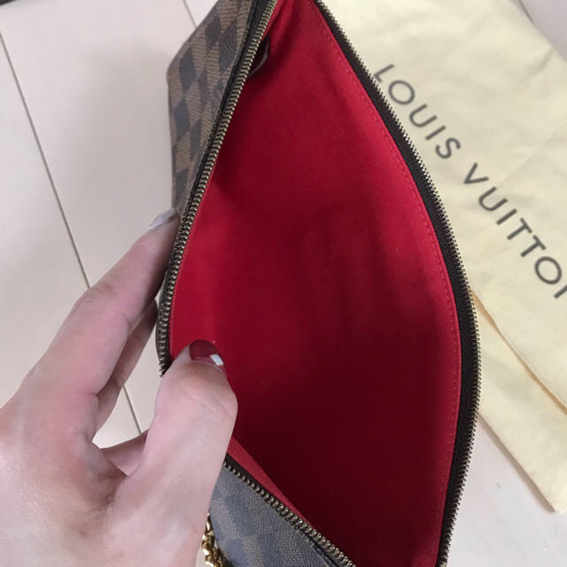 LOUIS VUITTON(ルイヴィトン)のVUITTON ひー様専用 レディースのバッグ(ショルダーバッグ)の商品写真