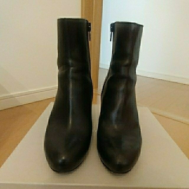 FABIO RUSCONI(ファビオルスコーニ)のRYOKo様専用　ファビオルスコーニ ブーティ VANS レディースの靴/シューズ(ブーツ)の商品写真