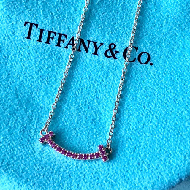 Tiffany & Co. - 再入荷なし☆完売品☆ティファニーTスマイルネックレス☆ホリデー限定クリスマス限定の通販 by チャチャ☆0501's shop｜ティファニーならラクマ