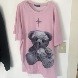 フーガ(FUGA)のTRAVAS TOKYO くま  BIG Tシャツ ピンク(Tシャツ(半袖/袖なし))