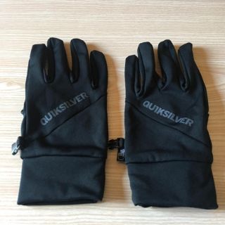 クイックシルバー(QUIKSILVER)の中古 クイックシルバー インナー手袋 Mサイズ(ウエア/装備)