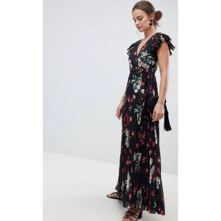 エイソス(asos)の新品♡完売asos セレクト 花柄マキシワンピース UK8(ロングワンピース/マキシワンピース)