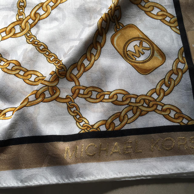 Michael Kors(マイケルコース)のマイケルコース ハンカチ2枚  新品 レディースのファッション小物(ハンカチ)の商品写真