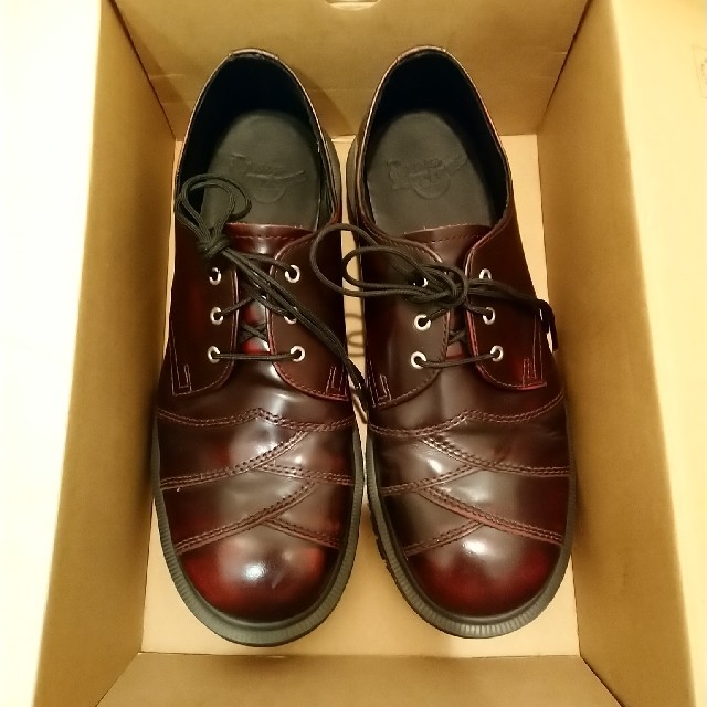 Dr.Martens(ドクターマーチン)のDr. Martens UK7 CORE STAX CHERRY RED メンズの靴/シューズ(その他)の商品写真