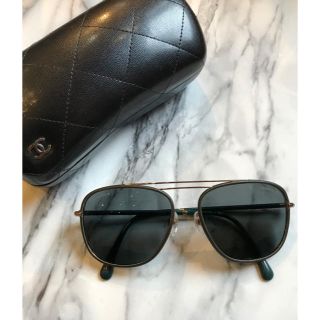 シャネル(CHANEL)の新作新品【CHANEL】パイロット シェイプ サングラス(Black)(サングラス/メガネ)