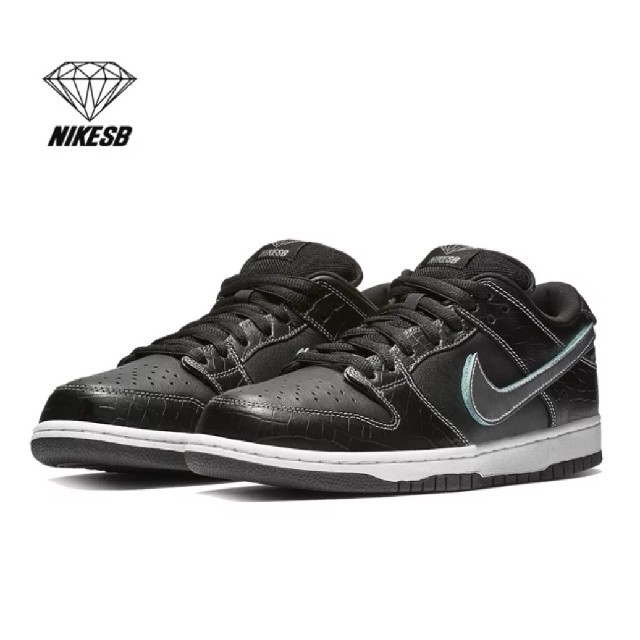 NIKE SB DUNK LOW PRO OG QS BLACK DIAMOND メンズの靴/シューズ(スニーカー)の商品写真