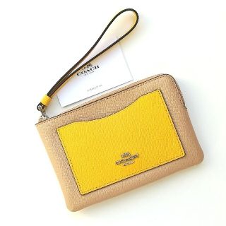 コーチ(COACH)の《新品未使用》COACH リストレット　オールレザー　ベージュ×イエロー(財布)