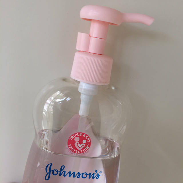 Johnson's(ジョンソン)のジョンソン ❁﻿ ベビーオイル コスメ/美容のボディケア(ボディオイル)の商品写真