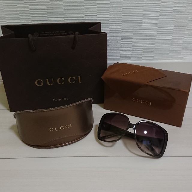 Gucci(グッチ)のGUCCI サングラス レディースのファッション小物(サングラス/メガネ)の商品写真