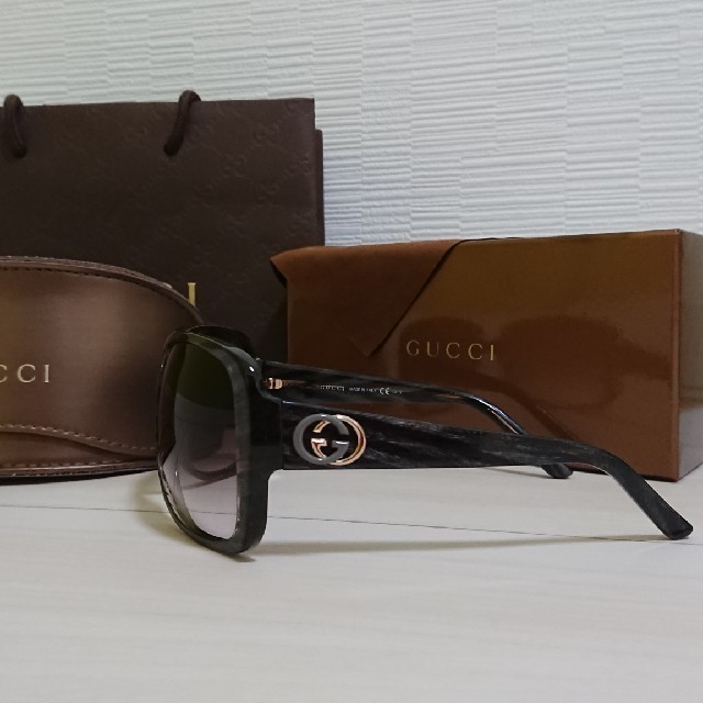 Gucci(グッチ)のGUCCI サングラス レディースのファッション小物(サングラス/メガネ)の商品写真