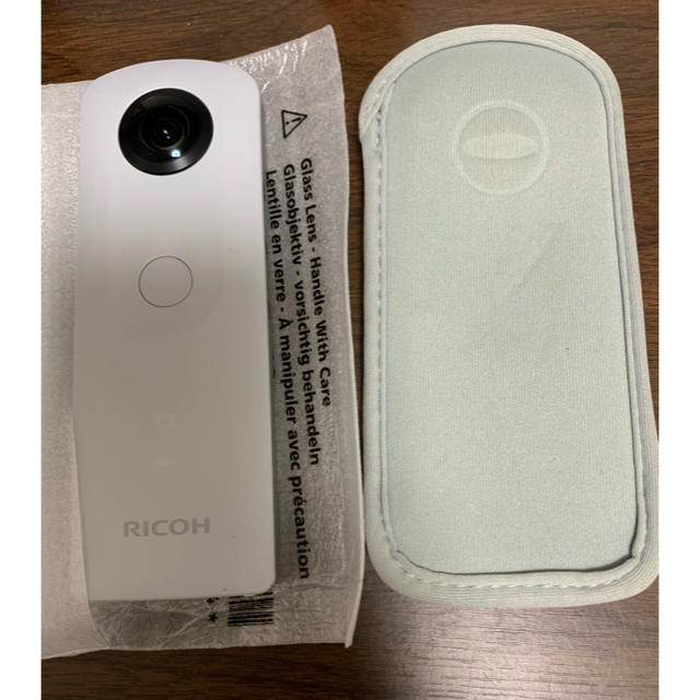 RICOH(リコー)のリコー  THETA(シータ) SC スマホ/家電/カメラのカメラ(コンパクトデジタルカメラ)の商品写真