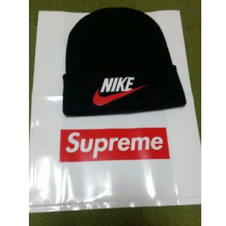 シュプリーム(Supreme)のsupreme nike ニット　ビーニー(ニット帽/ビーニー)