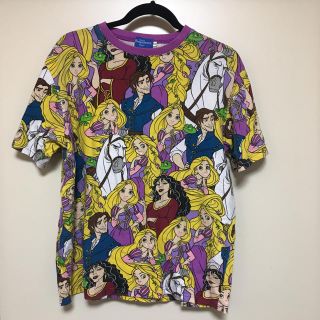 ディズニー(Disney)のラプンツェル総柄Tシャツ(Tシャツ(半袖/袖なし))