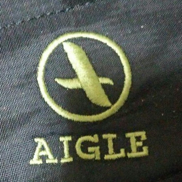 AIGLE(エーグル)の
新品未使用
AIGLE エーグルブラック＆グリーンリュックサックバック レディースのバッグ(リュック/バックパック)の商品写真