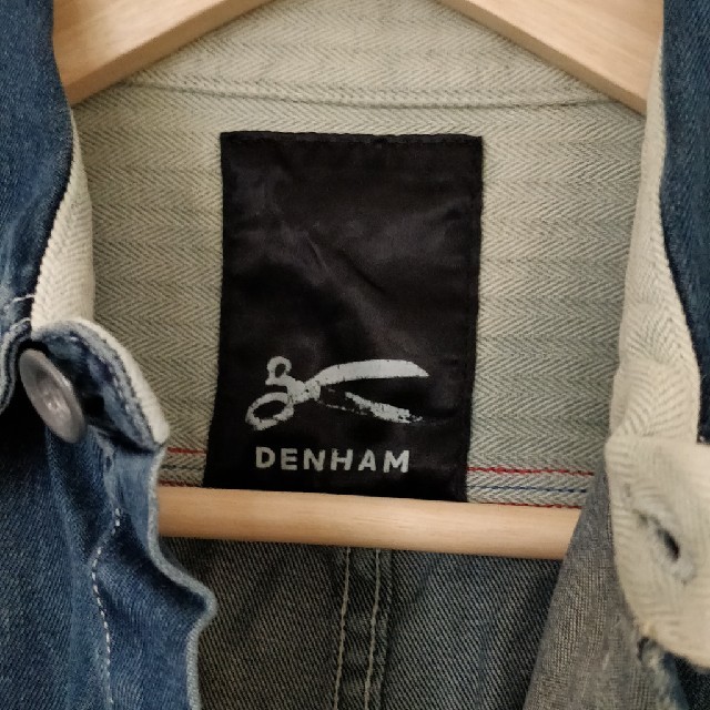 DENHAM(デンハム)のデンハムのデニムシャツ。 メンズのトップス(Tシャツ/カットソー(半袖/袖なし))の商品写真