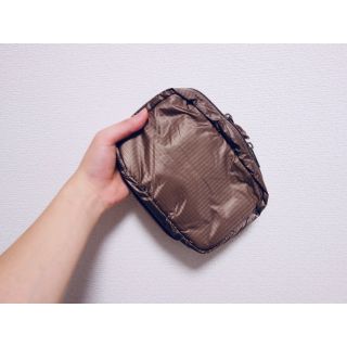 ムジルシリョウヒン(MUJI (無印良品))の【無印良品】ポリエステル吊るせるポーチ ブラウン 小物入れ 化粧品入れ(旅行用品)