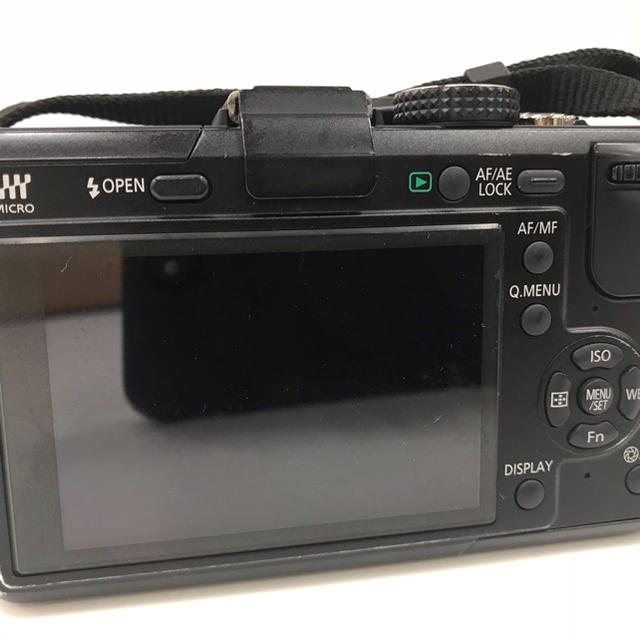 Panasonic ミラーレス一眼カメラ GF1(レンズ×2) 2