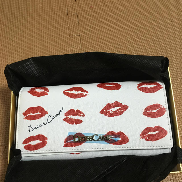 DRESSCAMP(ドレスキャンプ)の超値下げ中！半額以下！新品★DRESSCAMP (ドレスキャンプ)  長財布 レディースのファッション小物(財布)の商品写真