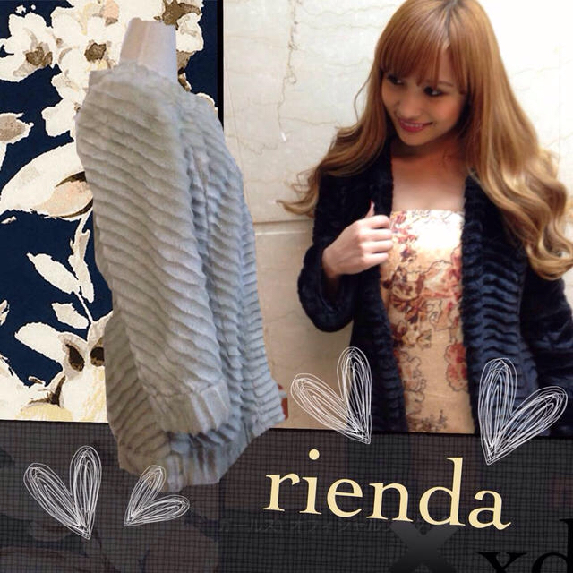 rienda(リエンダ)のウェービング♡ファー♡ミディコート レディースのジャケット/アウター(毛皮/ファーコート)の商品写真