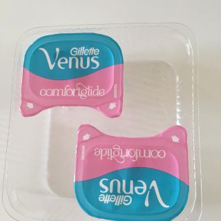 ピーアンドジー(P&G)の☆mi様専用☆Gillette Venus替刃2個(脱毛/除毛剤)