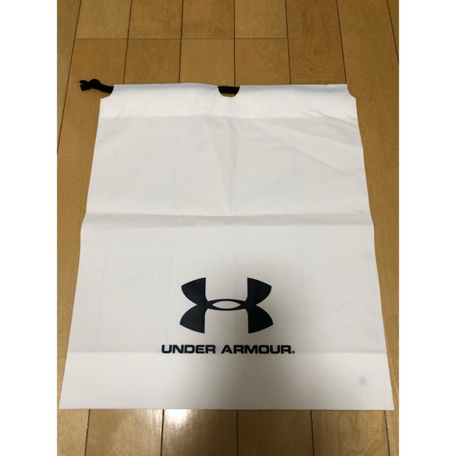 UNDER ARMOUR(アンダーアーマー)の残り2枚 新品アンダーアーマー ショップ袋 ビニール レディースのバッグ(ショップ袋)の商品写真