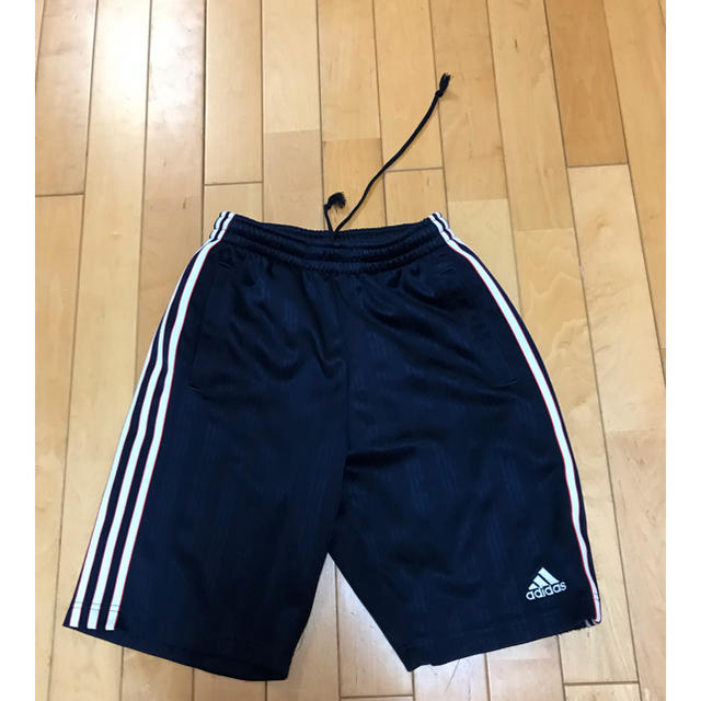 adidas(アディダス)のヒガ様専用ジャージ ハーフ150 キッズ/ベビー/マタニティのキッズ服男の子用(90cm~)(パンツ/スパッツ)の商品写真