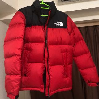 ザノースフェイス(THE NORTH FACE)の【ジョー様専用】THE NORTH FACE NUPTSE JACKET 赤 M(ダウンジャケット)