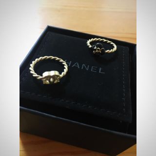 シャネル(CHANEL)のCHANEL♡カメリア  二連リング(リング(指輪))