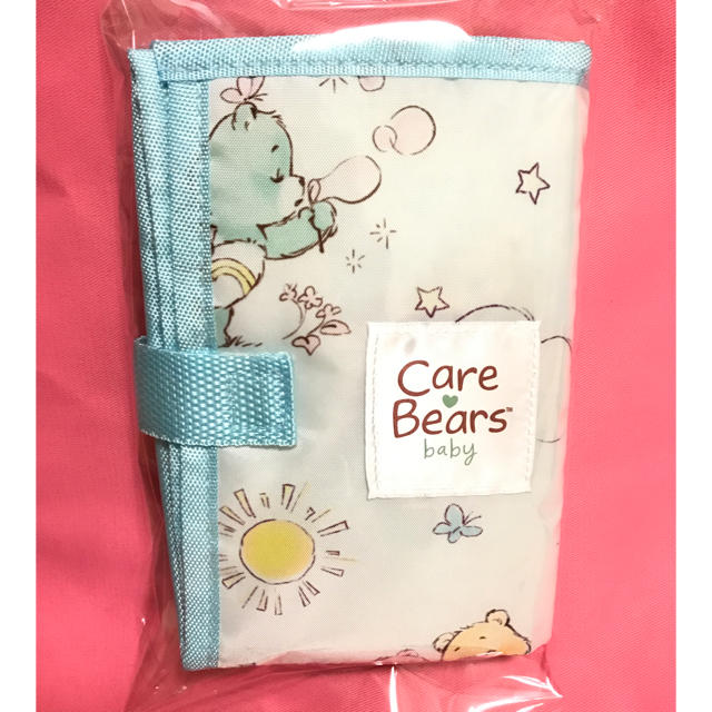 CareBears(ケアベア)の【ナーニ様専用】ケアベア おむつ替えマット キッズ/ベビー/マタニティのおむつ/トイレ用品(おむつ替えマット)の商品写真