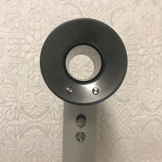 ダイソン(Dyson)の新型 ダイソン／Dyson ドライヤー(ドライヤー)