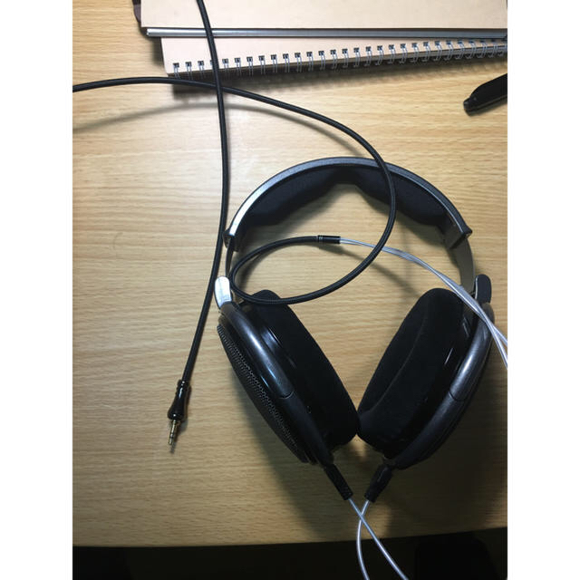 SENNHEISER HD650