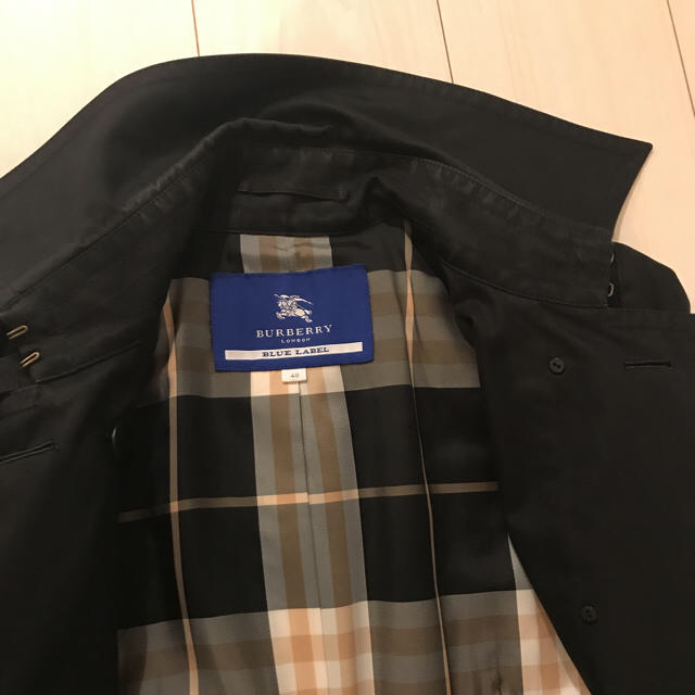 BURBERRY BLUE LABEL(バーバリーブルーレーベル)のバーバリーブルーレーベルのトレンチコートです レディースのジャケット/アウター(トレンチコート)の商品写真