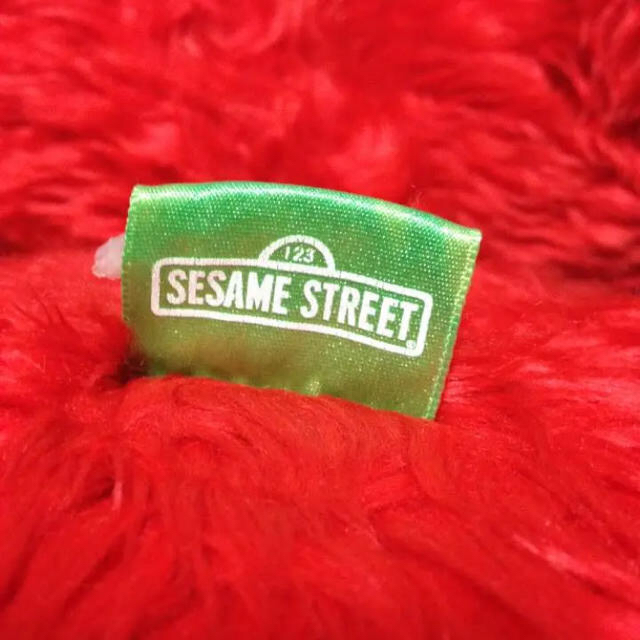 SESAME STREET(セサミストリート)の美品特大 エルモ 身長約105cm エンタメ/ホビーのおもちゃ/ぬいぐるみ(ぬいぐるみ)の商品写真