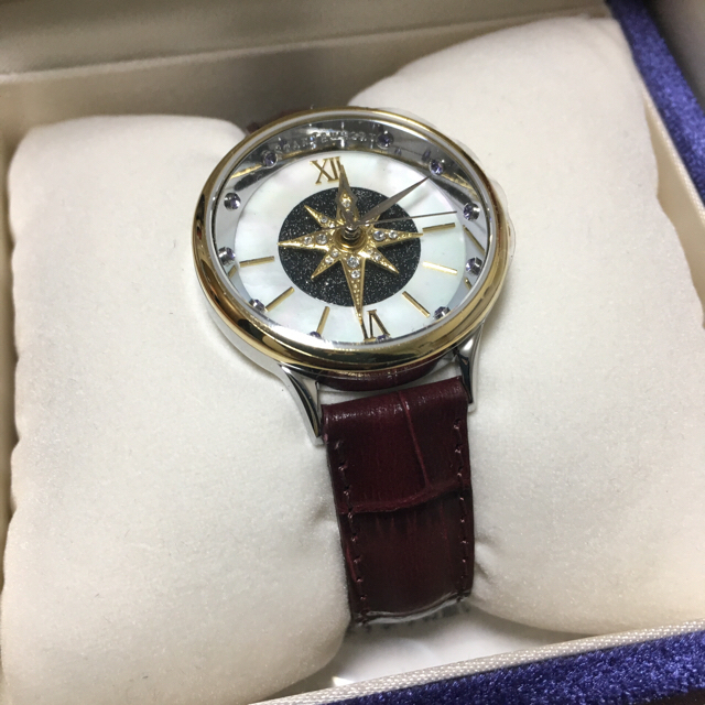 STAR JEWELRY(スタージュエリー)のスタージュエリー 時計 クリスマス限定  LIGHT ON TIME 限定色 レディースのファッション小物(腕時計)の商品写真