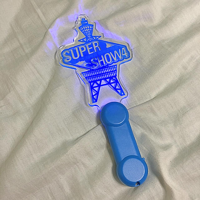 SUPER JUNIOR(スーパージュニア)のスパショ4 公式ペンライト エンタメ/ホビーのタレントグッズ(アイドルグッズ)の商品写真
