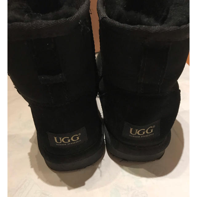 UGG(アグ)のムートンブーツ 黒 レディースの靴/シューズ(ブーツ)の商品写真