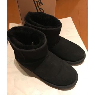 アグ(UGG)のムートンブーツ 黒(ブーツ)