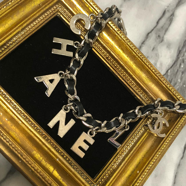 CHANEL(シャネル)の専用【正規品】シャネル ブレスレット シルバー レディースのアクセサリー(ブレスレット/バングル)の商品写真