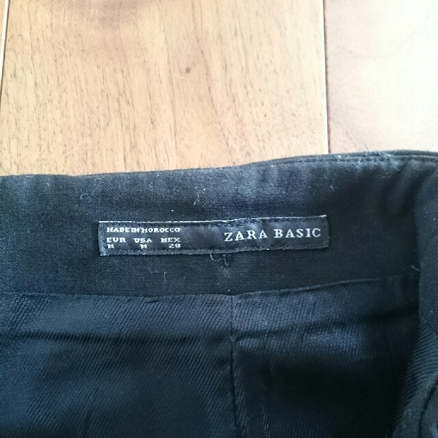 ZARA(ザラ)の⑥⑨値下げ！ZARA BASIC ブラックスカート レディースのスカート(ミニスカート)の商品写真