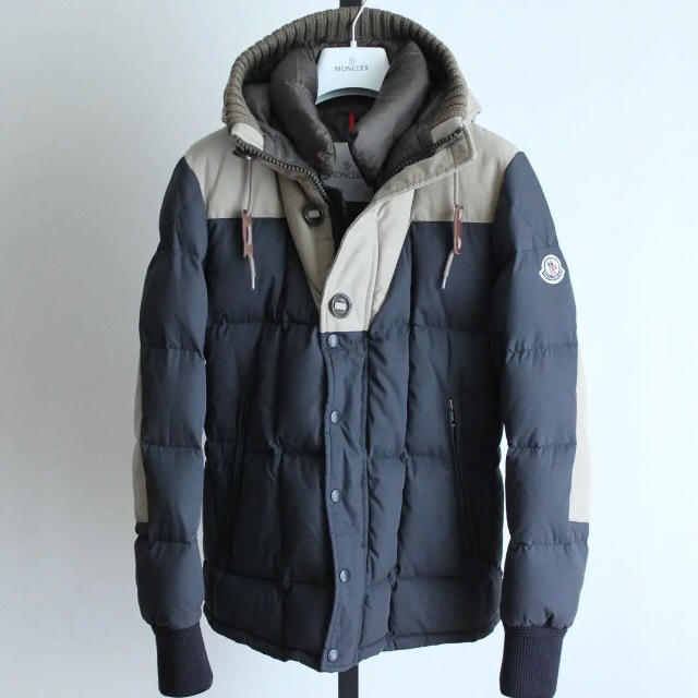 MONCLER(モンクレール)の⭕️みやび様【極上品】希少 上級モデル 雑誌掲載  極厚ウールリブ メンズのジャケット/アウター(ダウンジャケット)の商品写真