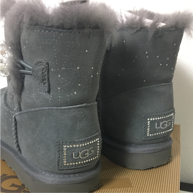 ugg×スワロフスキーコラボ　ムートンブーツ6