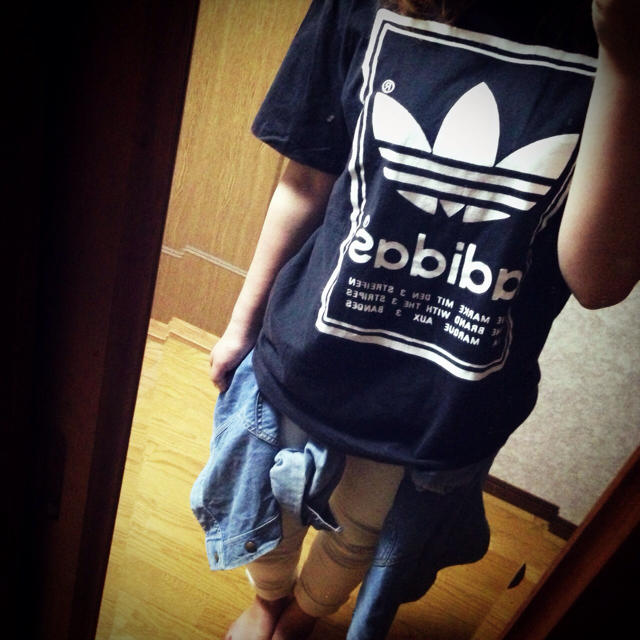 adidas(アディダス)のadidas♡ロゴTシャツ レディースのトップス(Tシャツ(半袖/袖なし))の商品写真