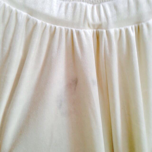 WEGO(ウィゴー)のWEGO ベロア ホワイトスカート レディースのスカート(ひざ丈スカート)の商品写真