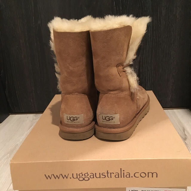 UGG(アグ)のねこまるさん専用 レディースの靴/シューズ(ブーツ)の商品写真