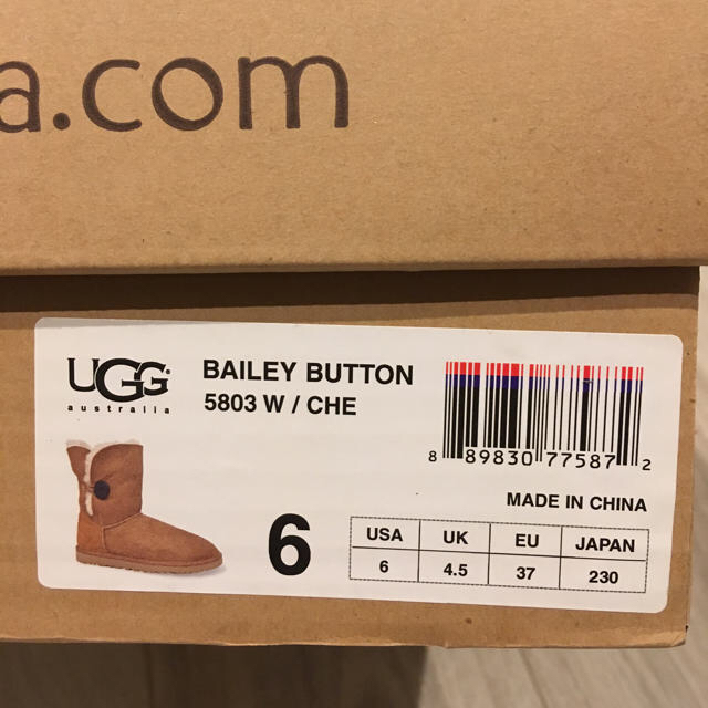 UGG(アグ)のねこまるさん専用 レディースの靴/シューズ(ブーツ)の商品写真