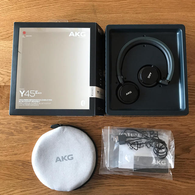 AKG Y45BT ワイヤレスヘッドホン 1