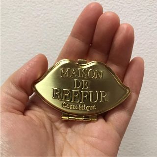 メゾンドリーファー 口紅 リップスティックの通販 100点以上 Maison De Reefurのコスメ 美容を買うならラクマ メゾンドリーファー 口紅 リップスティックの通販 100点以上 Maison De Reefurのコスメ 美容を買うならラクマ