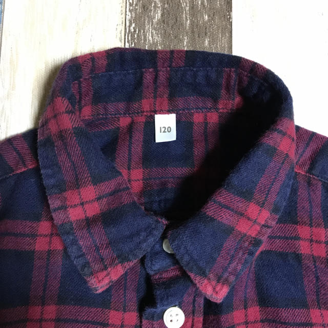 MUJI (無印良品)(ムジルシリョウヒン)の無印 チェックシャツ キッズ/ベビー/マタニティのキッズ服男の子用(90cm~)(Tシャツ/カットソー)の商品写真