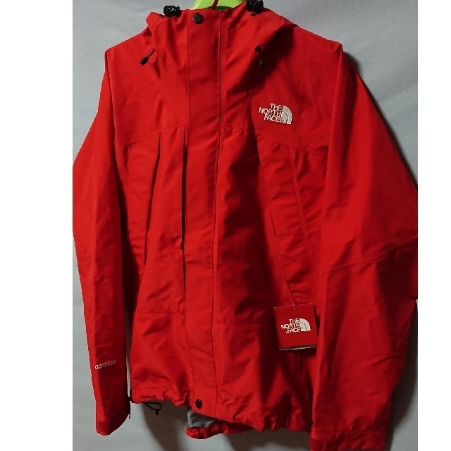 新品タグ付❗ノースフェイス マウンテンパーカー NP11710 レッド登山等に❗ジャケット/アウター