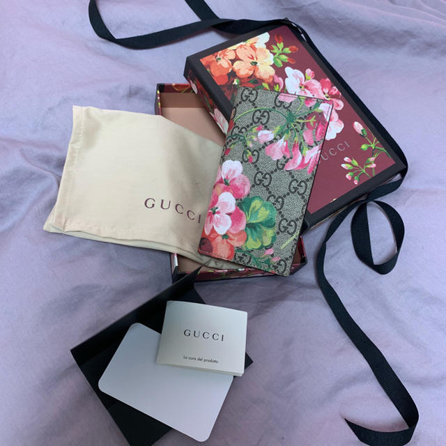 Gucci - GUCCI アイフォンケースの通販 by 値下げ交渉受付ます♡みー♡'s shop｜グッチならラクマ